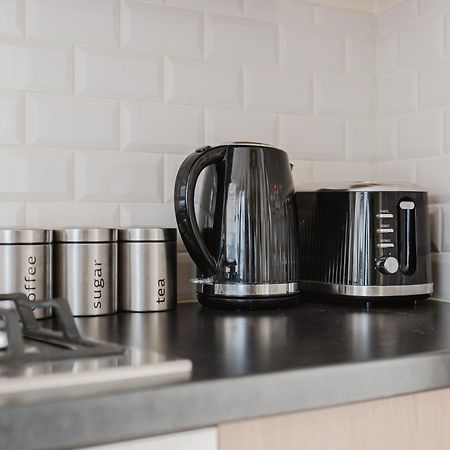 Modern Cosy Corner Flat 3 Bed And Loft Sleep 7 People Lejlighed London Eksteriør billede