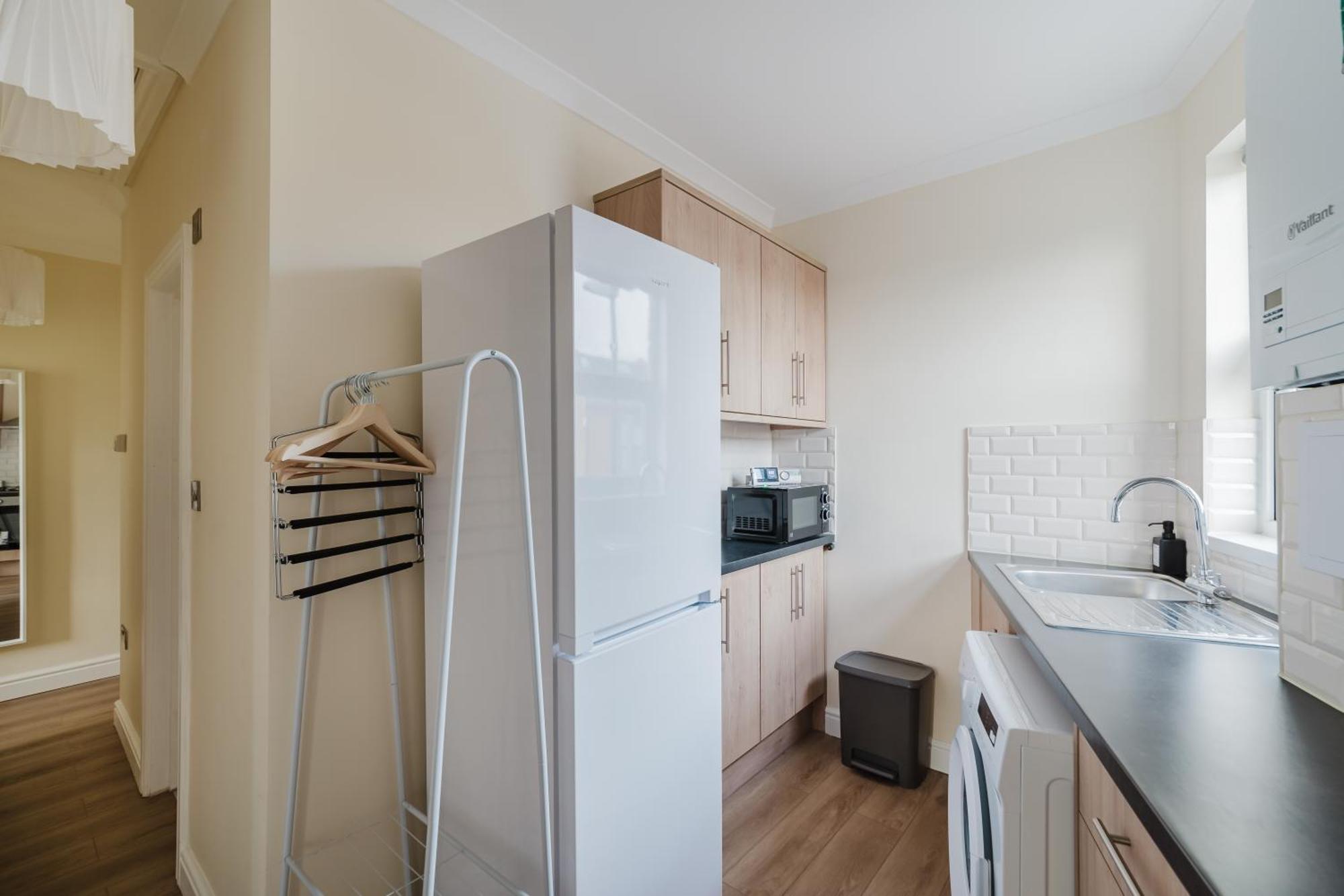 Modern Cosy Corner Flat 3 Bed And Loft Sleep 7 People Lejlighed London Eksteriør billede